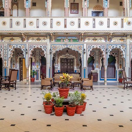 Hotel Shahi Palace Mandāwa Exterior photo