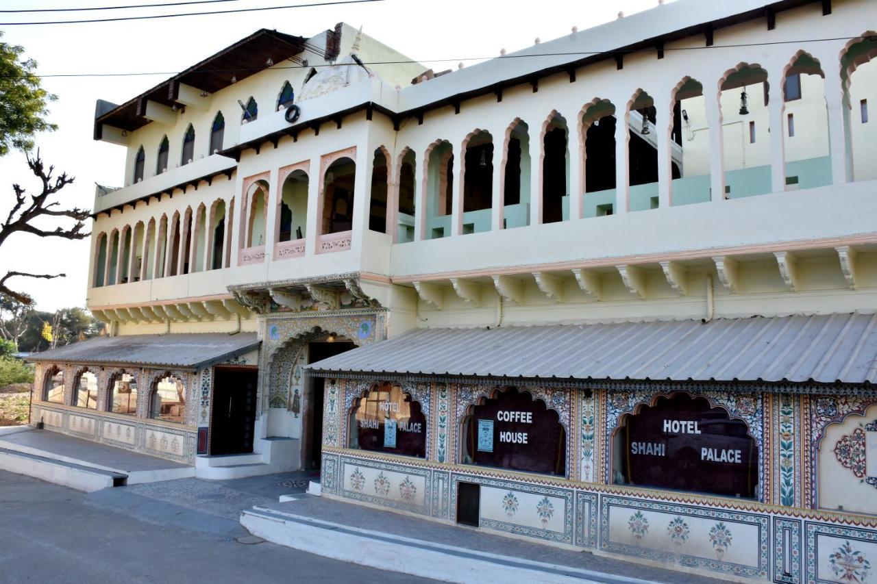 Hotel Shahi Palace Mandāwa Exterior photo